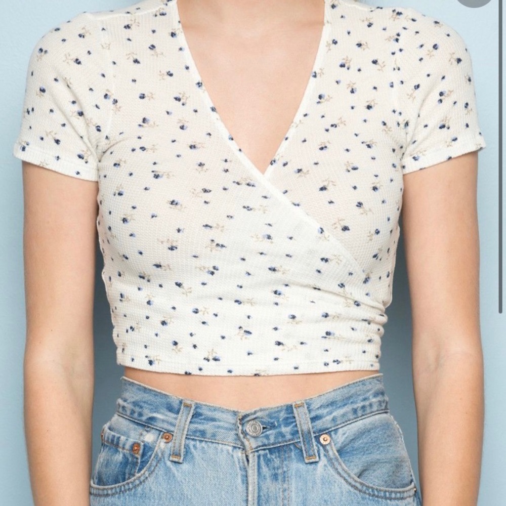 Brandy Melville wrap top